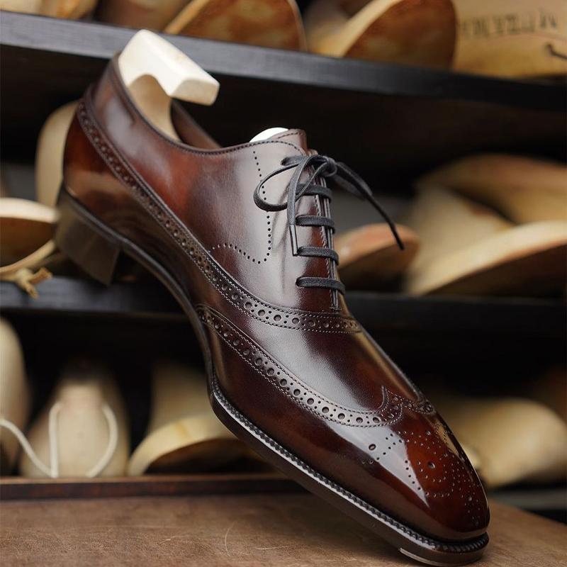 High class classic men's brown brogue shoes