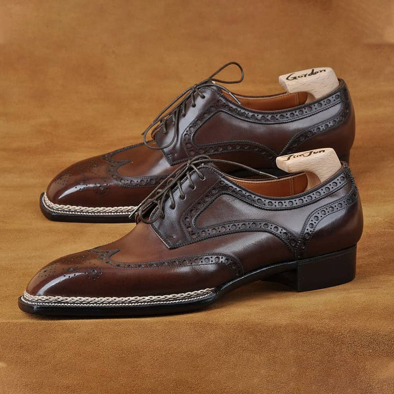 Trendy brown men's classic brogue derby shoes