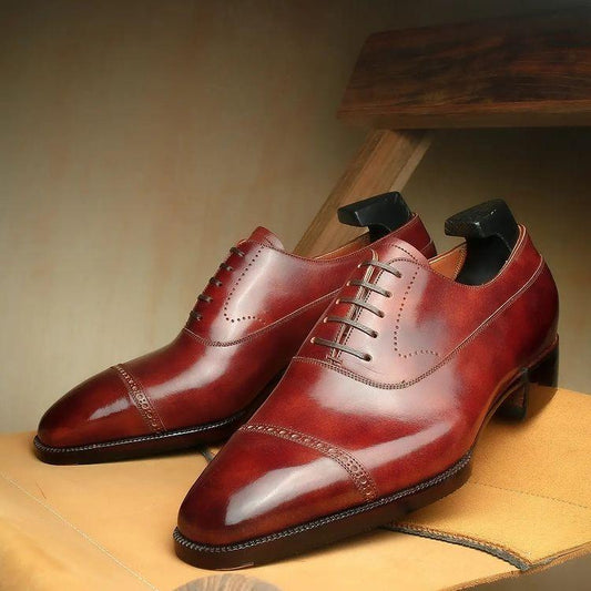 Red-brown classic handmade Italian Oxford leather shoes