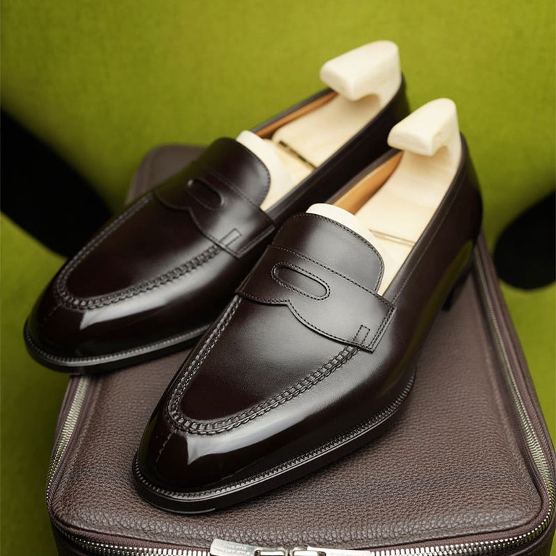 Glossy Classic Fashion Business Loafers