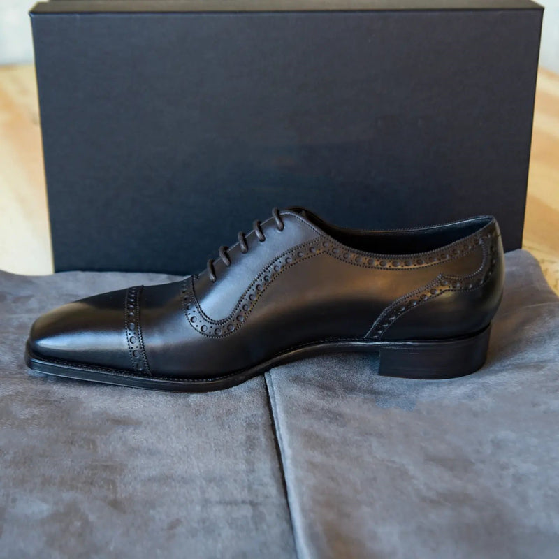 Black Classic Brogue Lace-Up Business Oxfords Shoes