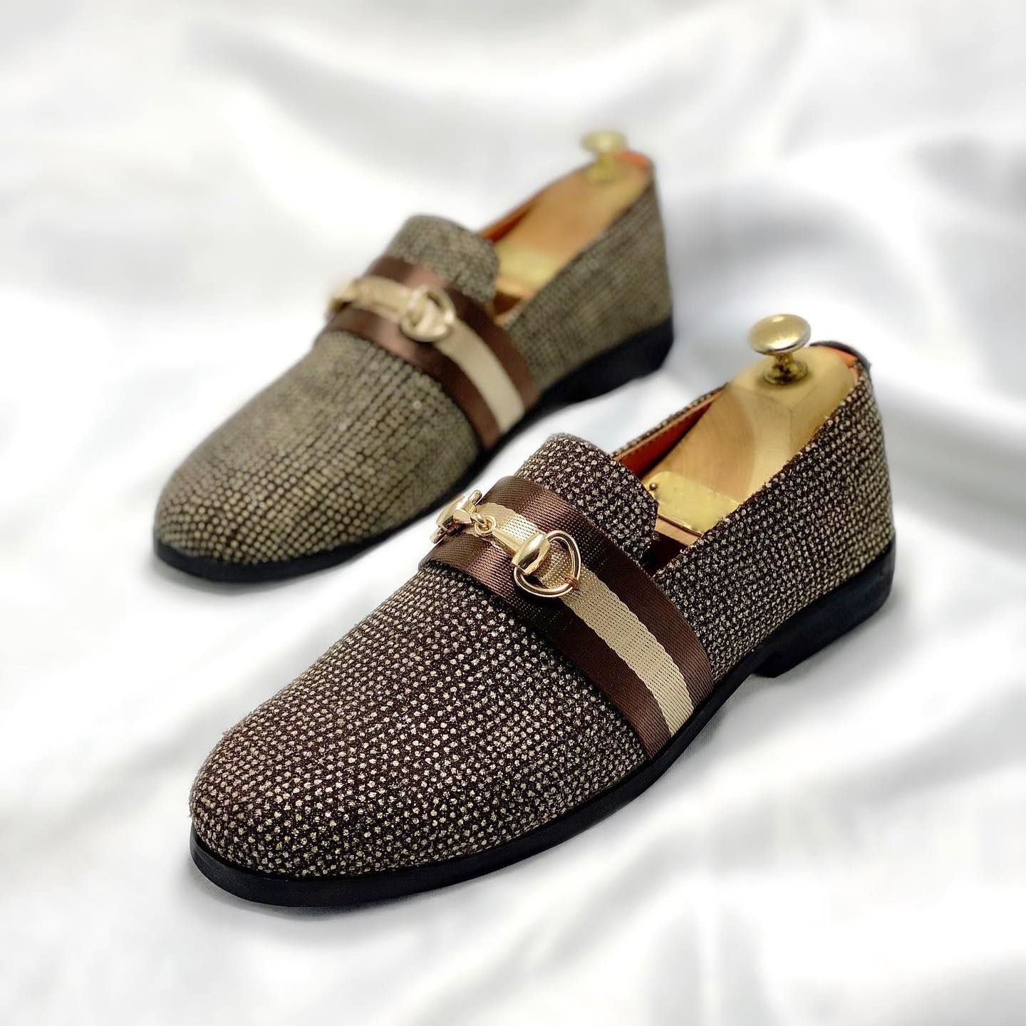 Gold Versatile Fashion Men's Slip-On Shoes