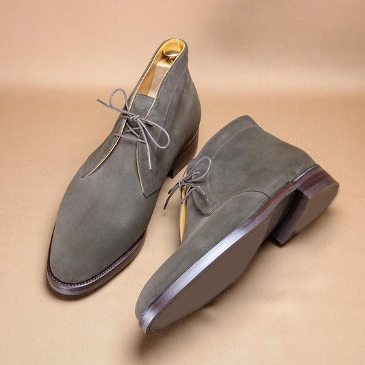 Men's grey suede chukka boots