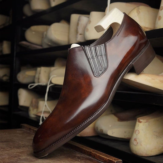 Brown handmade cordless gentleman formal leather shoes
