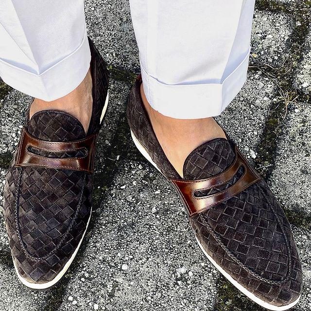 Classic fashion trend woven type casual men's loafers shoes