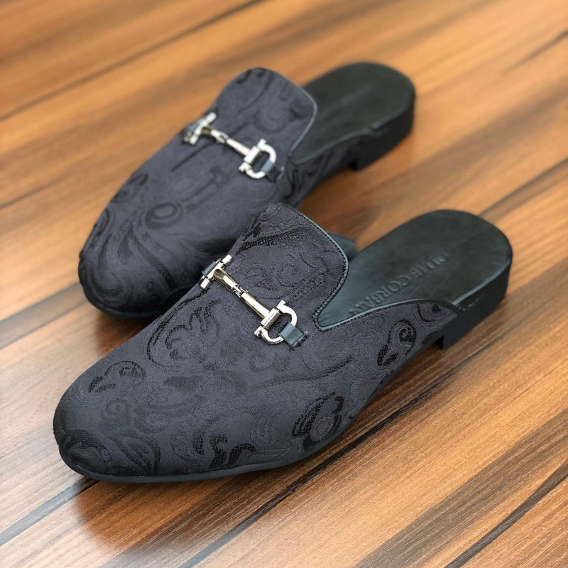 Classic Silver Buckle dark pattern slippers