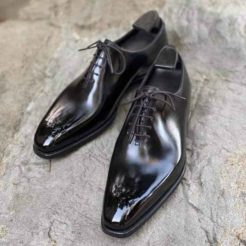 Classic black men's one-leather oxford shoes