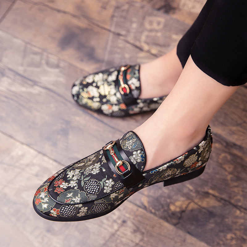 Flower Print Buckle Men Slip On Shoes