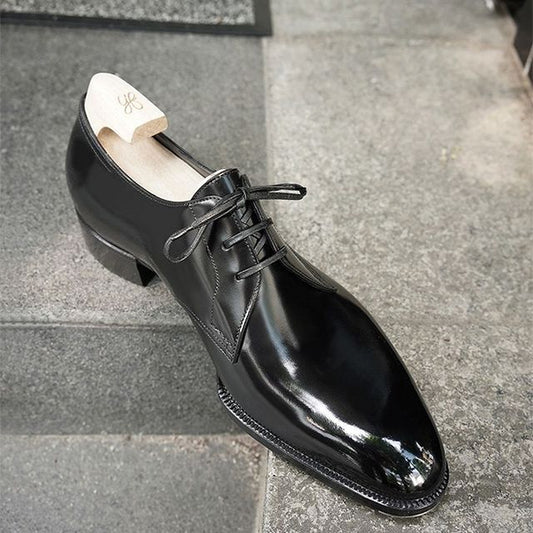 Black lace-up handmade leather men's shoes