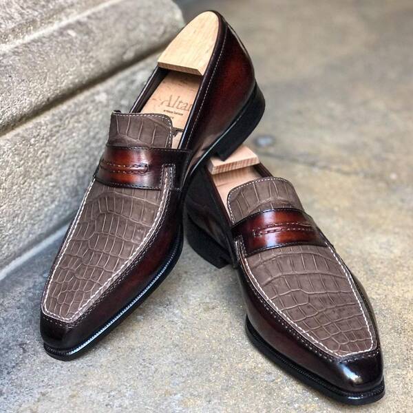 Italian classic brown and black contrast loafers