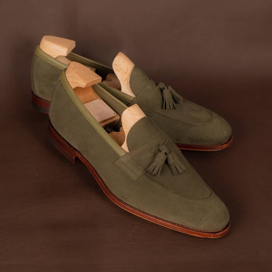 Classic Designed Suede Tassel loafers