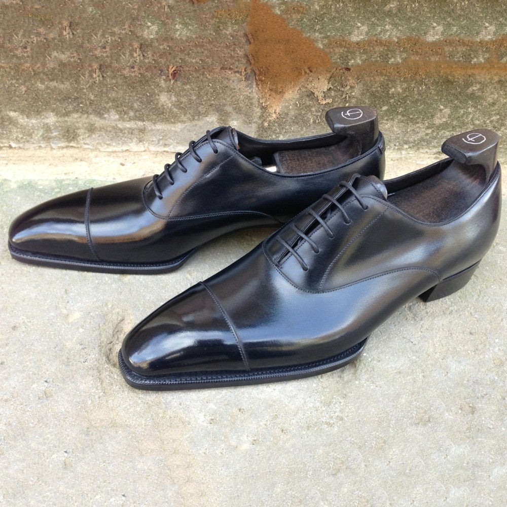 Handmade black pointed toe leather business dress shoes